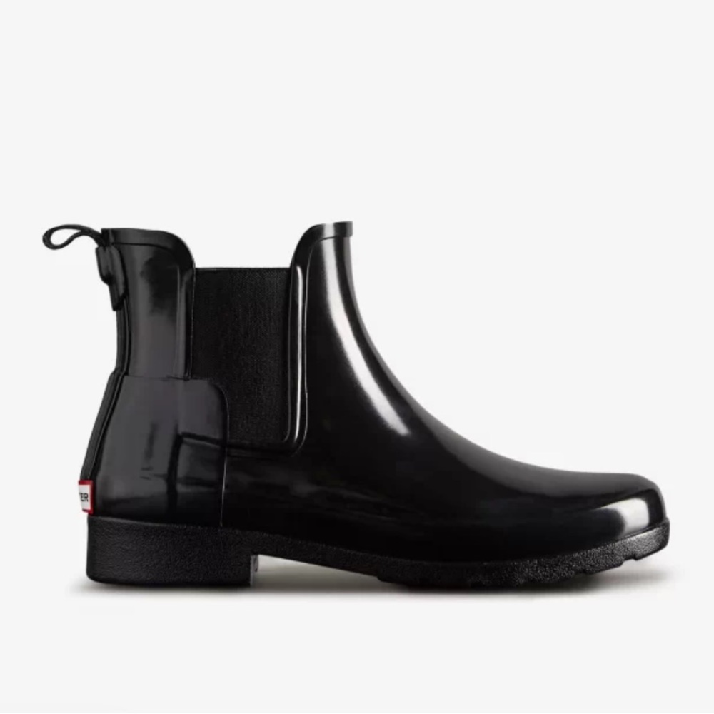 Women's Refined Gloss Slim Fit
Chelsea Boot